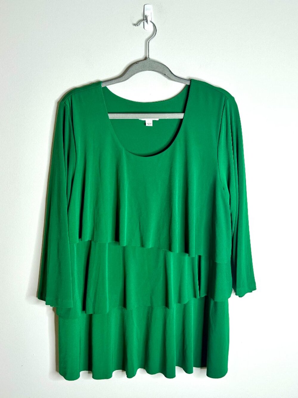 Susan Graver Bright Kelly Green Liquid Knit Tiered Layered Ruffle Top Sz Large